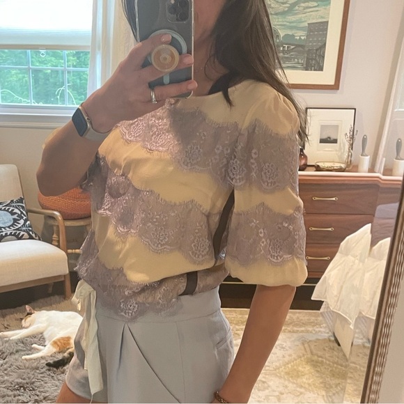 Olivine Gabbro Silk and Lace Blouse - Picture 4 of 11